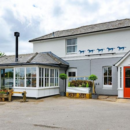 The Running Horse Hotel Winchester Exterior photo